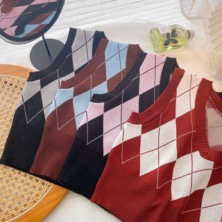 V-neck Argyle Cropped Vest