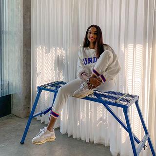 Letter Print Contrast-trim Pullover
