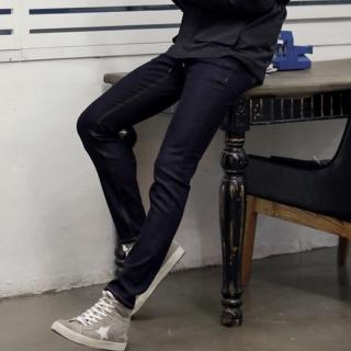 Straight Cut Jeans