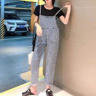 Set: Crew-neck Short-sleeve T-shirt + Cropped Denim Jumper Pants