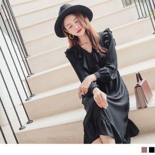Long Sleeve V-neck Ruffled A-line Dress