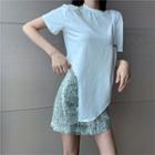 Short-sleeve Plain T-shirt / Snake Printed Skirt