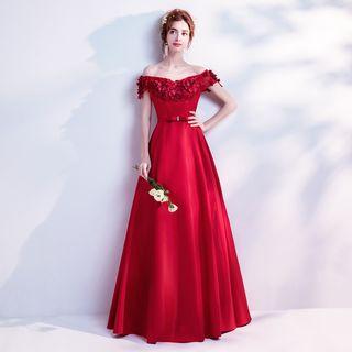 Flower Applique Off Shoulder Short Sleeve Evening Gown