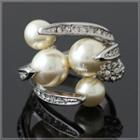 18k Gold Plated Faux Pearl Rhinestone Ring