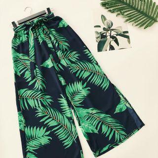 Leaf Print Wide-leg Pants
