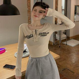 Long-sleeve Henley Lettering T-shirt