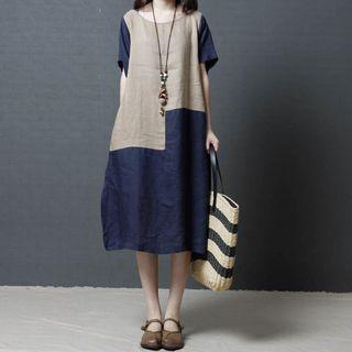Color Block Short-sleeve Midi Shift Dress