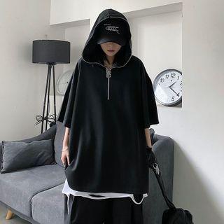 Short-sleeve Hooded Half-zip T-shirt