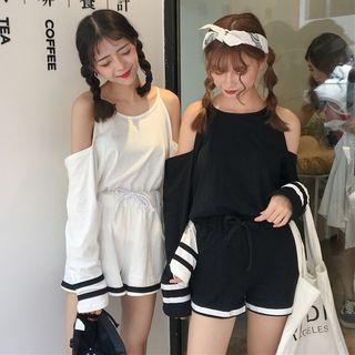 Set : Open Shoulder Long-sleeve Top + Shorts