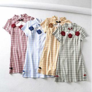 Flower Applique Plaid Short-sleeve Mini A-line Dress
