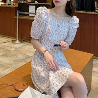 Short-sleeve Square-neck Floral Print Midi A-line Dress