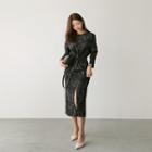 Round-neck Tie-waist Pattern Dress