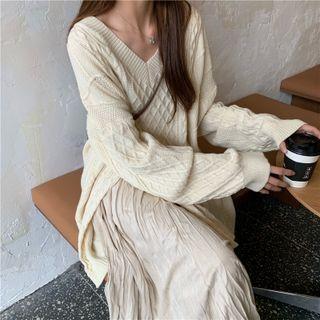 Split V-neck Knit Sweater / Ruched Semi Skirt