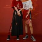 Dragon Embroidered Elbow-sleeve T-shirt