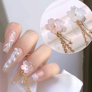 Sakura Chained Rhinestone Nail Art Decoration