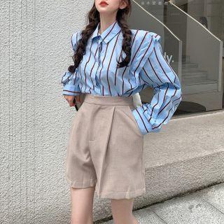 Striped Shirt / High-waist Wide-leg Shorts