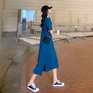 Dip-back Knotted T-shirt Dress