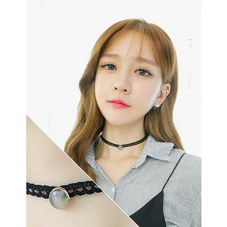 Pendant Lace Choker