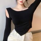 Irregular Cold-shoulder Cropped T-shirt