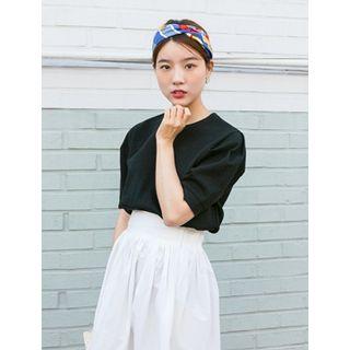 Crew-neck Puff-sleeve T-shirt