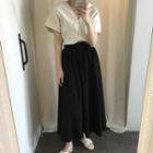 Short-sleeve V-neck Blouse / A-line Maxi Skirt