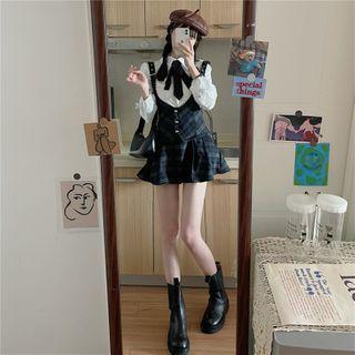 Collared Lantern-sleeve Shirt/ Plaid A-line Mini Pinafore Dress