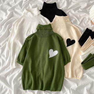 Set: Short-sleeve Turtleneck Heart Embroidered Knit Top + Arm Sleeves