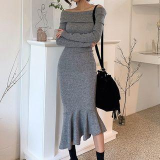 Long-sleeve Off-shoulder Midi Mermaid Dress