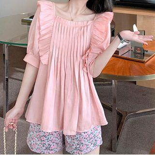 Set: Loose-fit Puff Sleeve Plain T-shirt + High-waist Floral Shorts