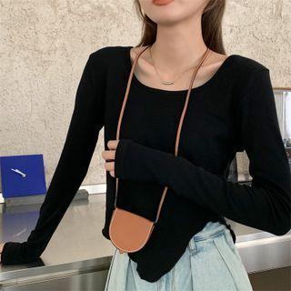 Round-neck Asymmetrical Long-sleeve T-shirt