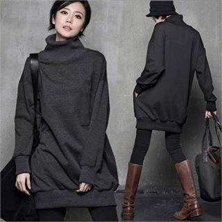 Mock Turtle-neck Pocket-front Pullover