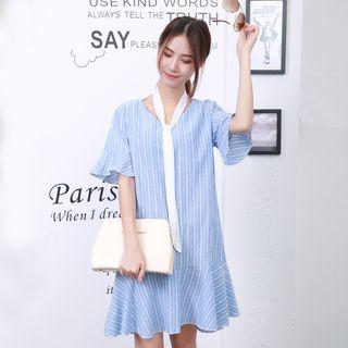Elbow-sleeve Ruffle Dress With Ribbon