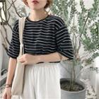 Striped Round-neck Loose-fit Short-sleeve T-shirt