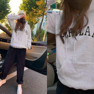 Kangaroo-pocket Letter Patched Napped Hoodie Melange White - One Size