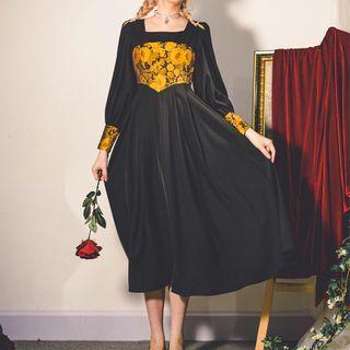 Square-neck Flower Print Panel Dress