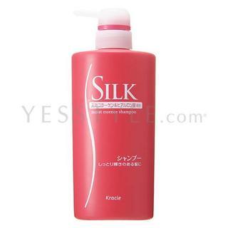 Kracie - Kracie Silk Moist Essence Shampoo 550ml