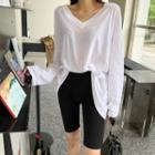Plain V-neck Oversized T-shirt