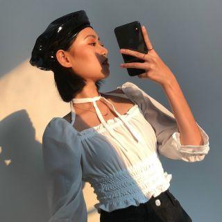 Square-neck Puff-sleeve Slim-fit Cropped Blouse