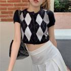 Short-sleeve Argyle Knit Cropped Top