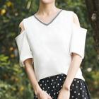 Cutout Elbow Sleeve V-neck T-shirt
