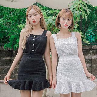 Set: Sweetheart-neck Sleeveless Top + Ruffle-hem Mini Skirt