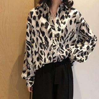 Long Sleeve Leopard Printed Blouse