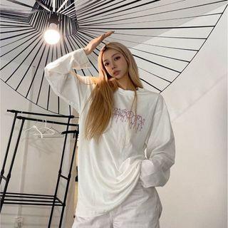 Long-sleeve Web Print T-shirt