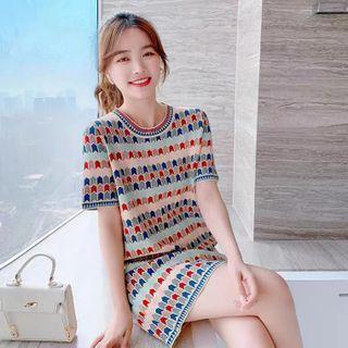 Short-sleeve Patterned Knit Mini Sheath Dress