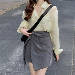 Light Shirt / Irregular Mini Pencil Skirt