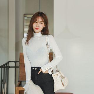 Turtleneck Buttoned Slim-fit Top