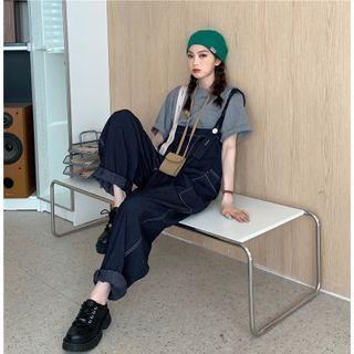 Elbow-sleeve T-shirt / Wide-leg Jumper Jeans