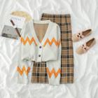 Print Knit Cardigan / Check A-line Skirt
