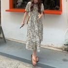 Short-sleeve Floral Print Midi Dress Black Floral - White - One Size