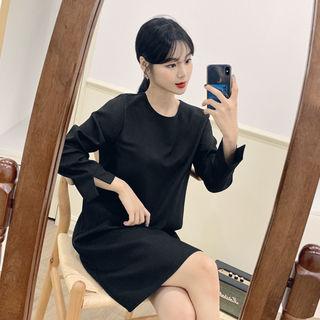 Lovb Monotone Shift Dress
